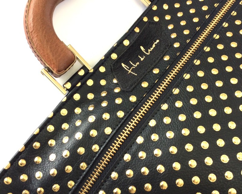 filo-di-cuoio-borsa-whip-particolare