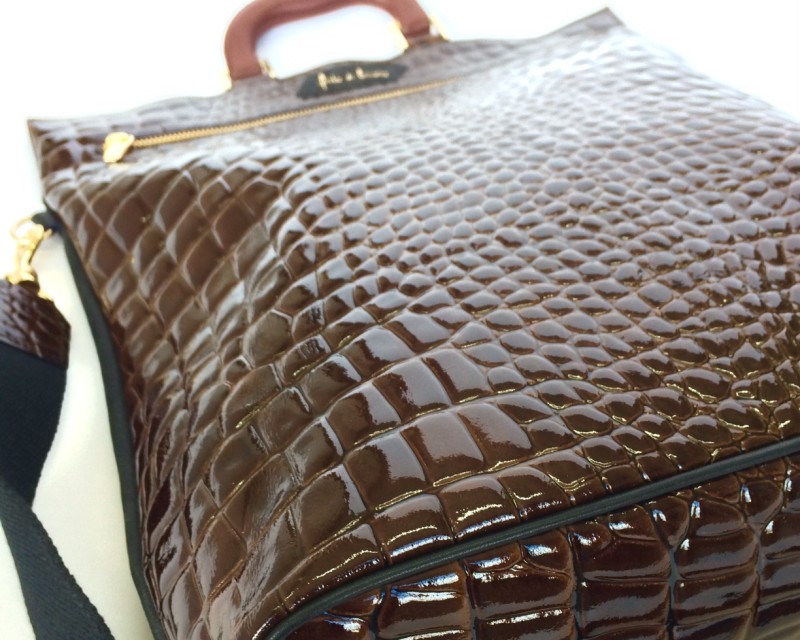 filo-di-cuoio-borsa-whip-prospettiva